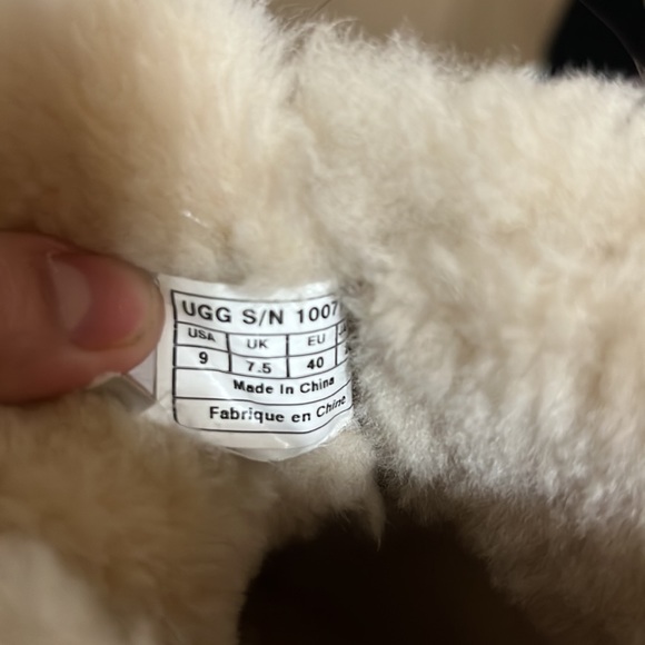 Ugg boots - Picture 5 of 5